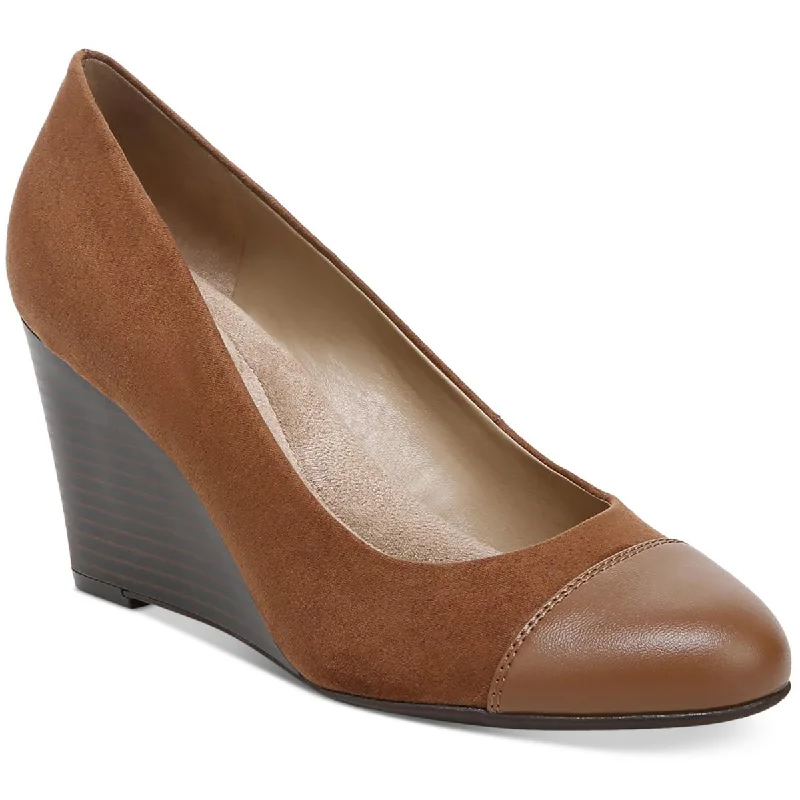 Ladies shoes with block heels stay stable -Giani Bernini Womens Vincentt Toe Cap Pumps