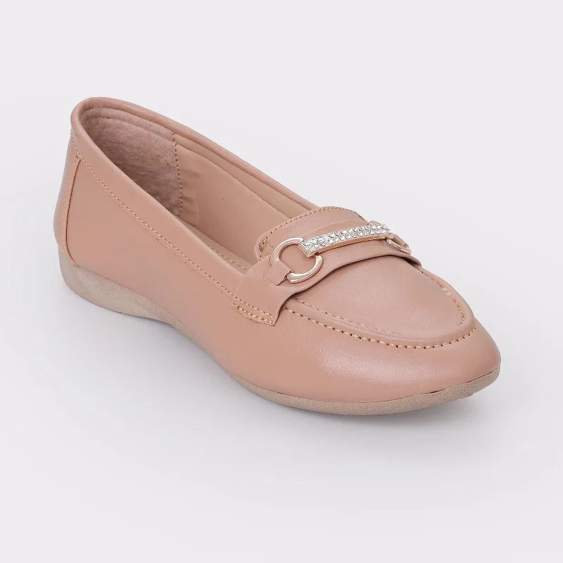 Ladies shoes with low heels offer comfort -Casual pumps for women