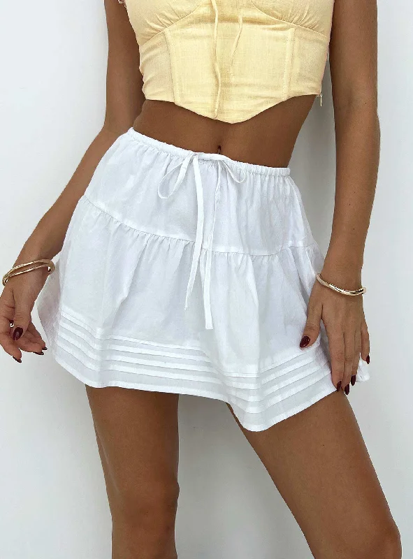 Mini Dresses for Weekend Getaways -Brookson Mini Skirt White