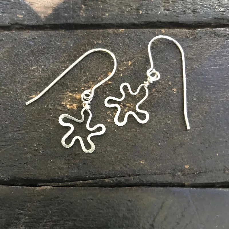 Hoop earrings with intricate designs for a unique and artistic appearance-Tiny Flower Earrings