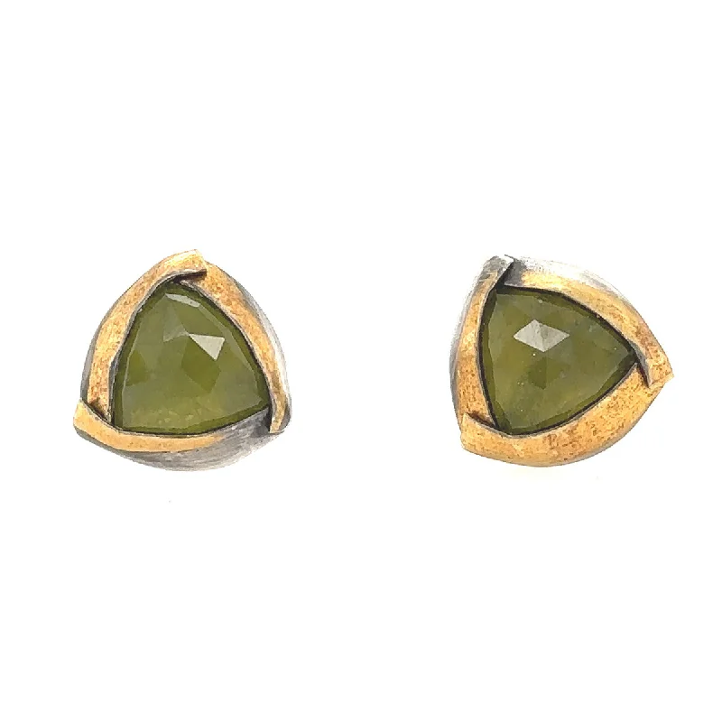 Best hoop earrings with geometric pendants for a modern, chic appeal-Vessonite Triangle Fold Studs